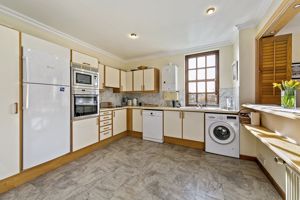 Kitchen Breakfast Room- click for photo gallery